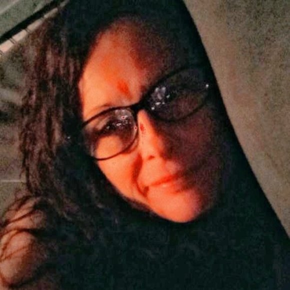 Meet your Posher, Tonya - Picture 1 of 1